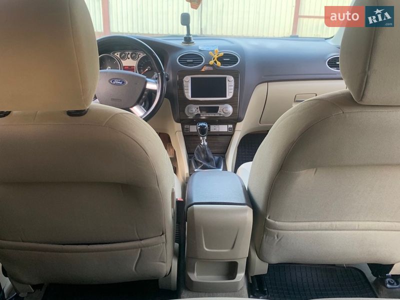 Універсал Ford Focus 2008 в Воловцю