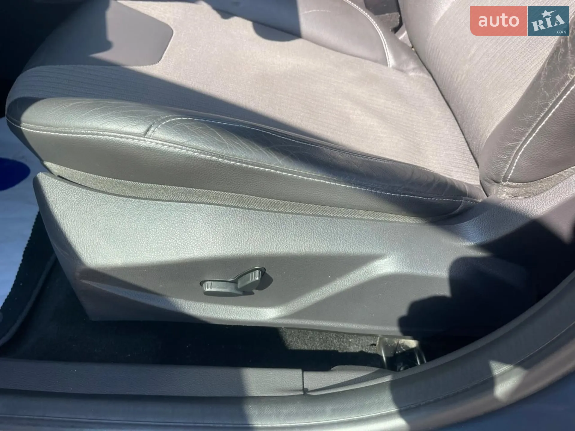 2010 Ford Focus - мініатюра 12