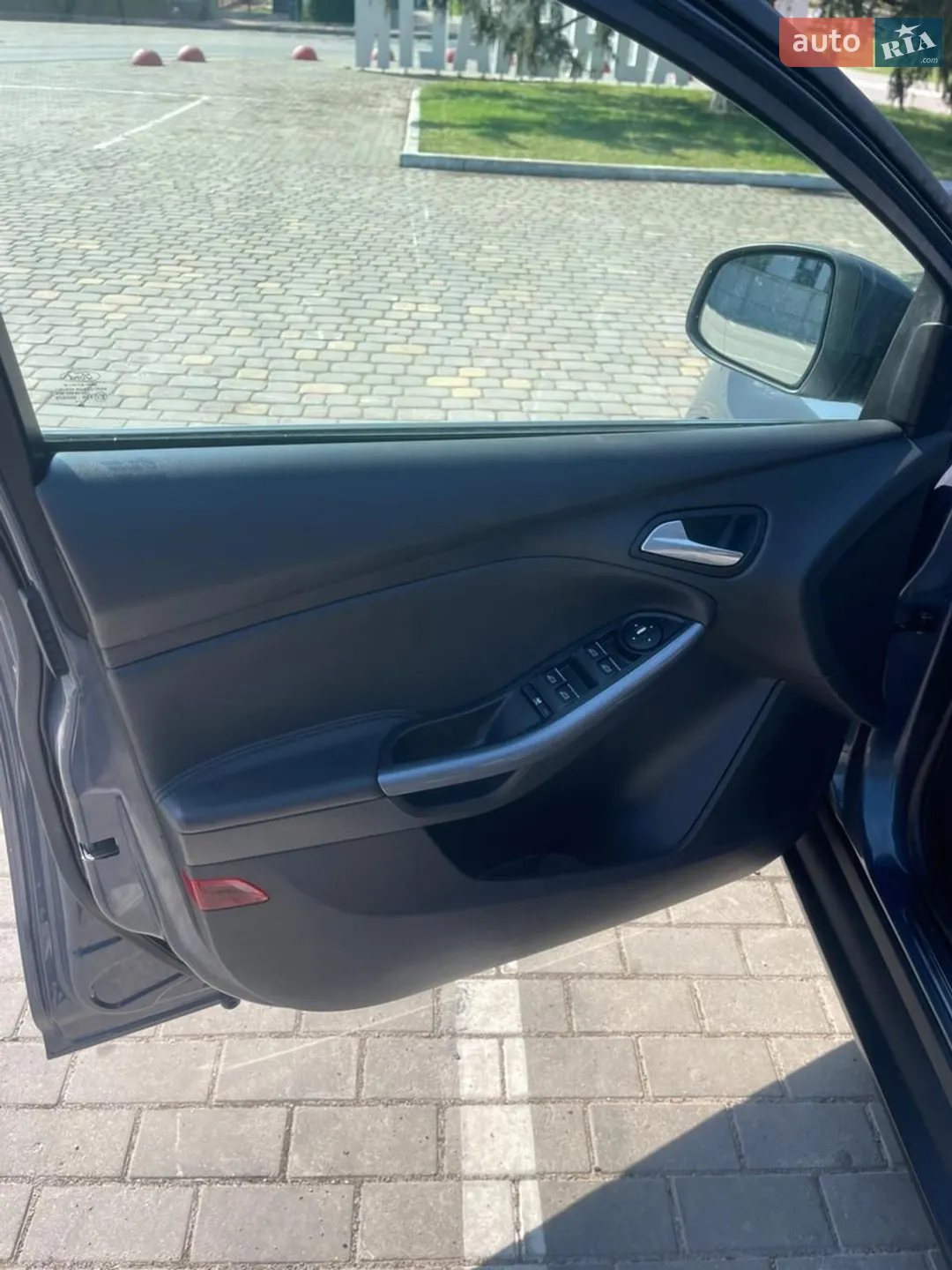 2010 Ford Focus - мініатюра 19