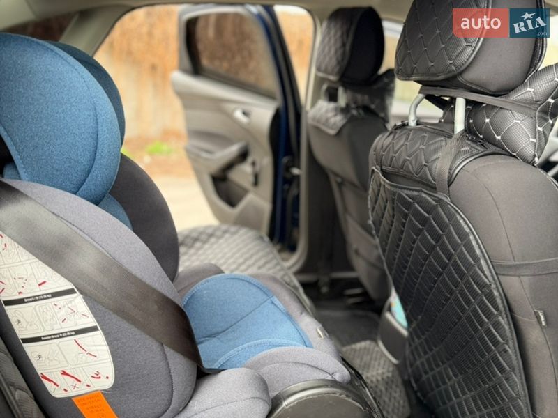 Седан Ford Focus 2016 в Вишневому