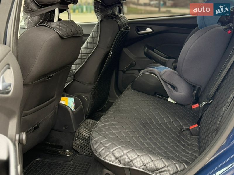Седан Ford Focus 2016 в Вишневому