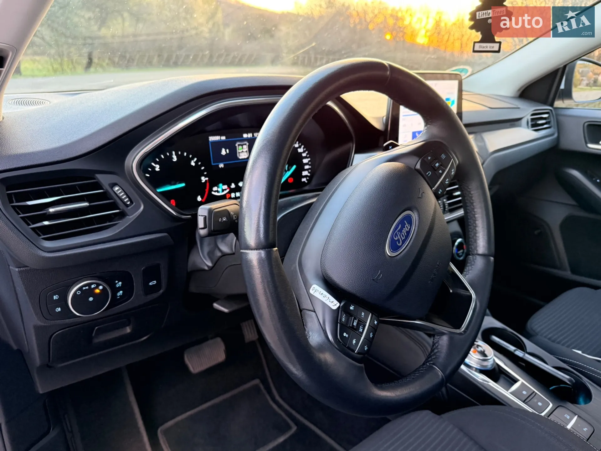2019 Ford Focus - мініатюра 31