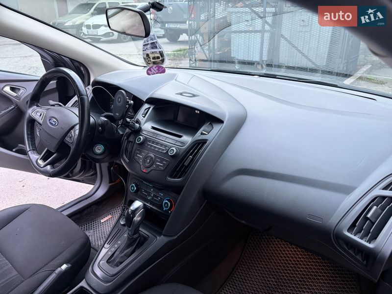 Седан Ford Focus 2016 в Запорожье