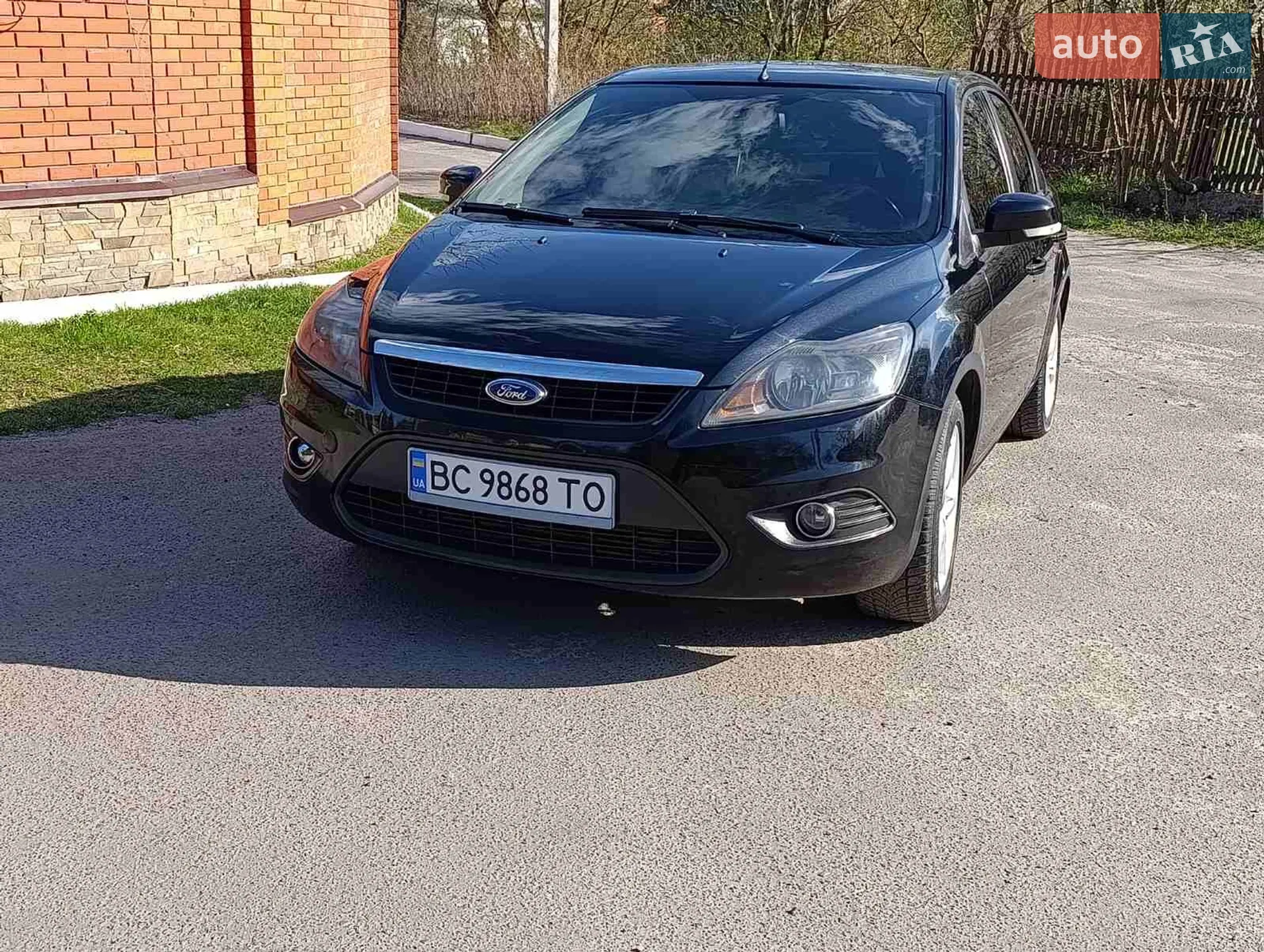 2010 Ford Focus - мініатюра 10