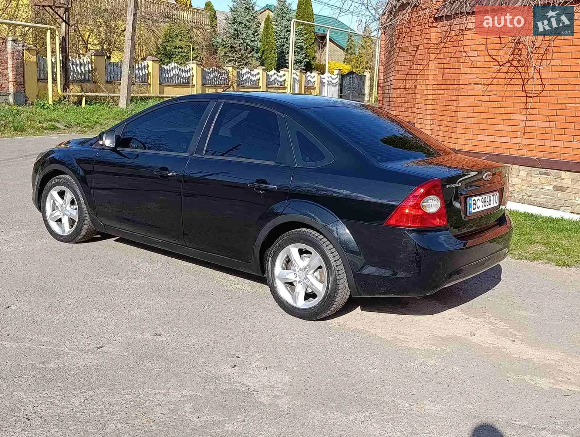 2010 Ford Focus - мініатюра 14