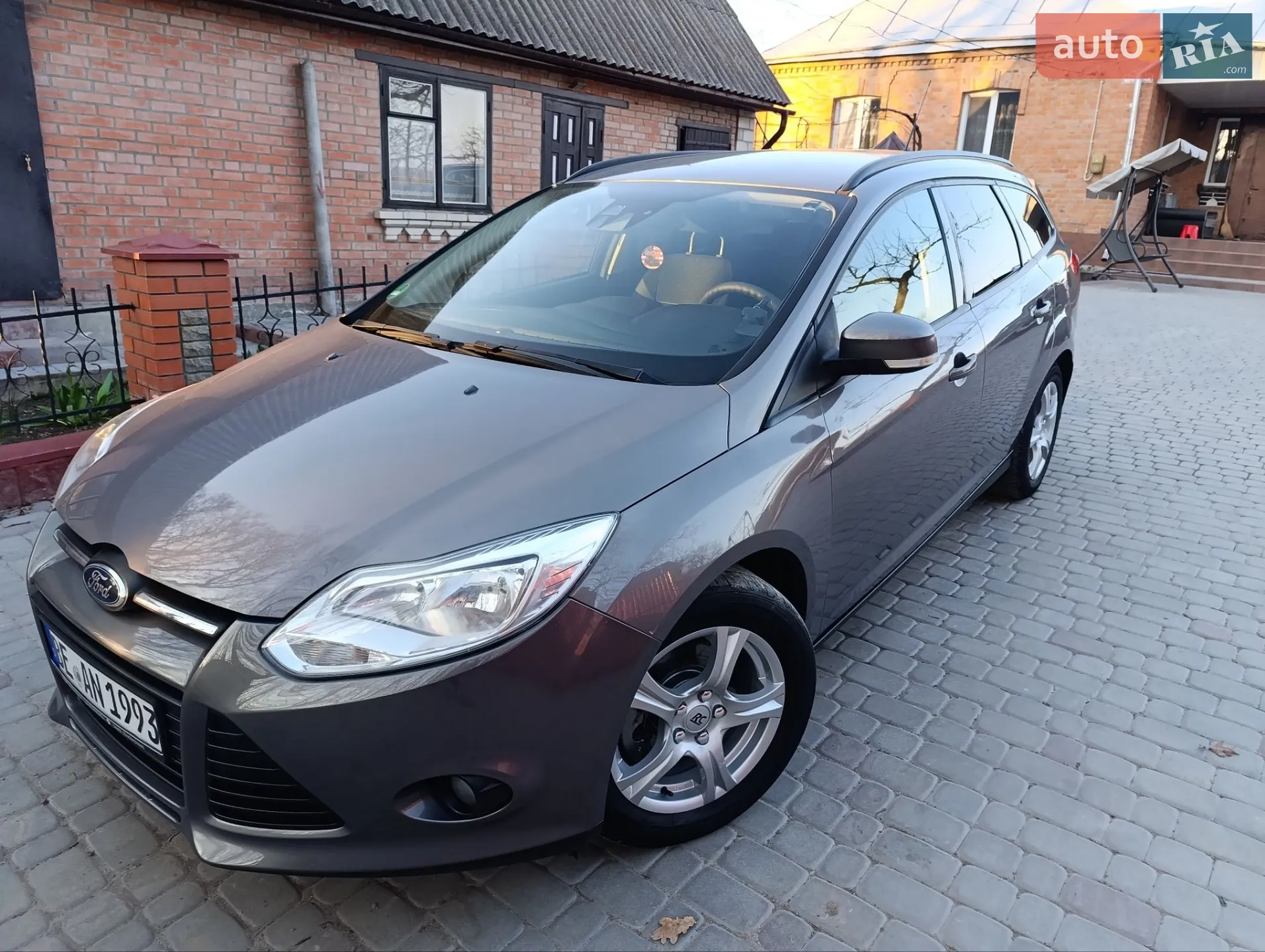2011 Ford Focus - мініатюра 11