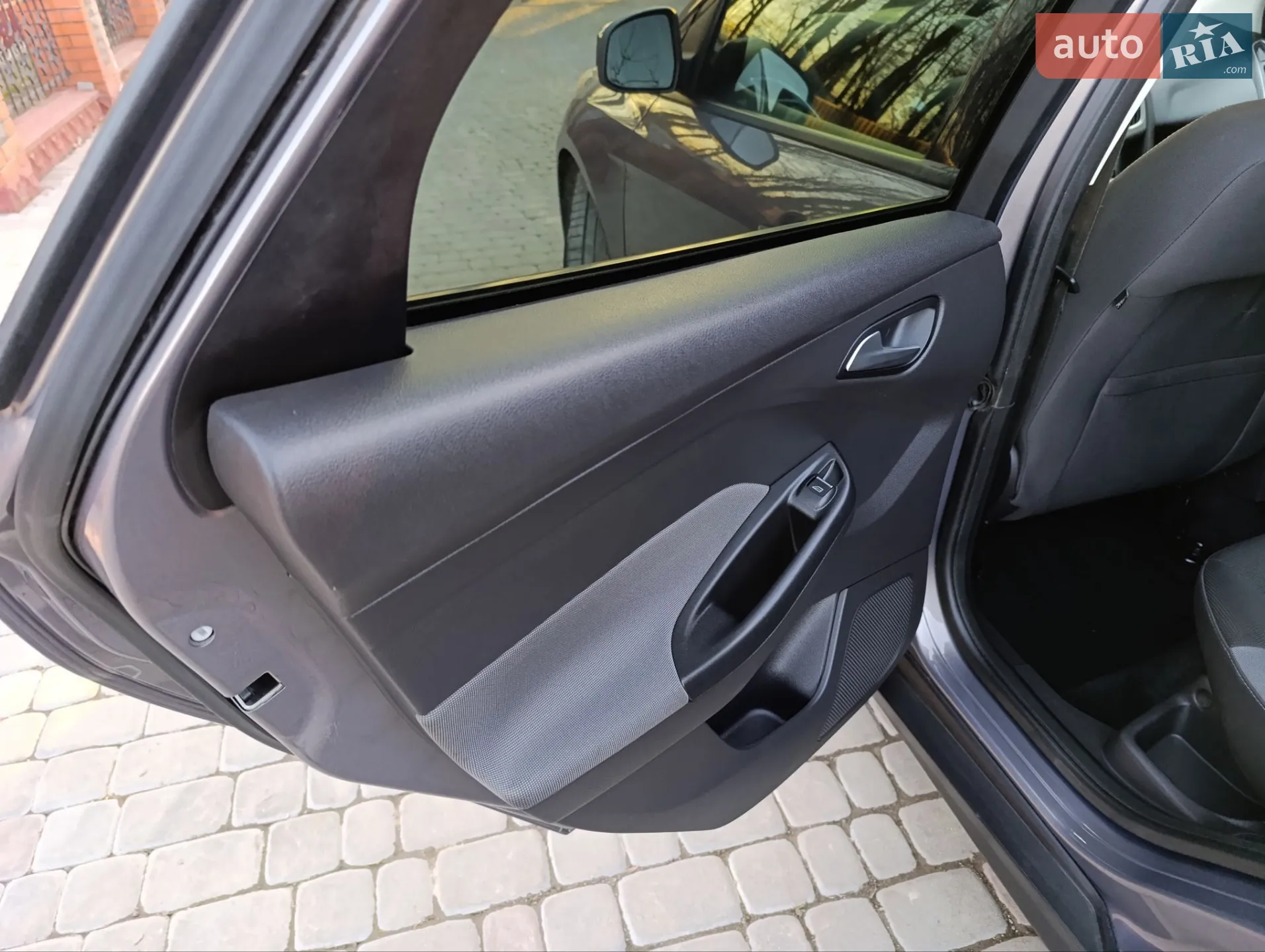 2011 Ford Focus - мініатюра 23