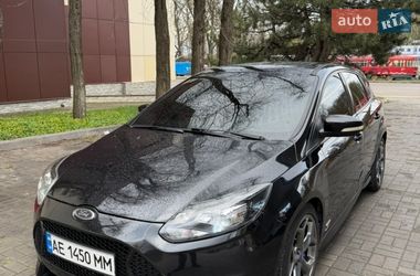 Хэтчбек Ford Focus 2012 в Днепре