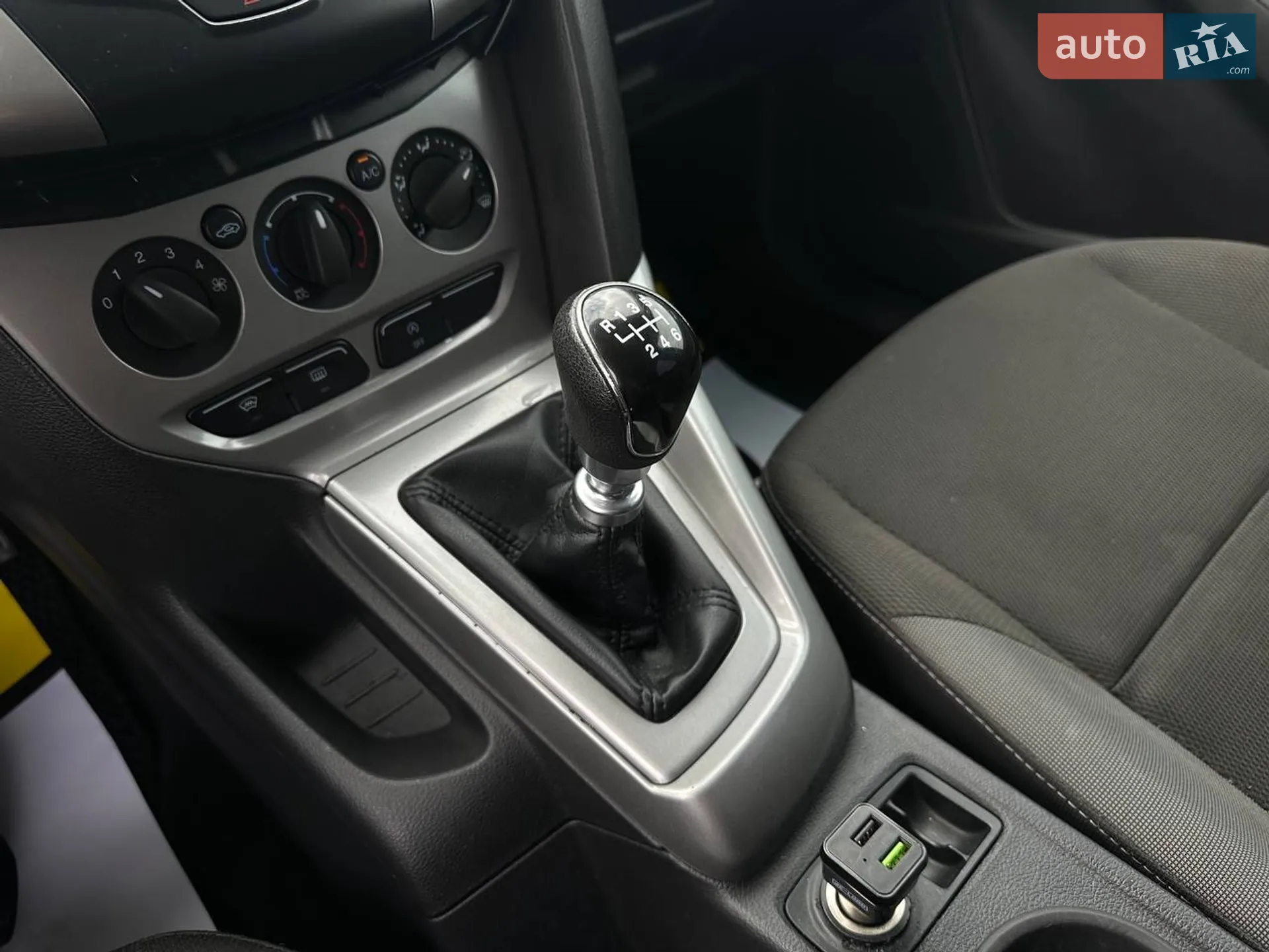 2012 Ford Focus - мініатюра 19