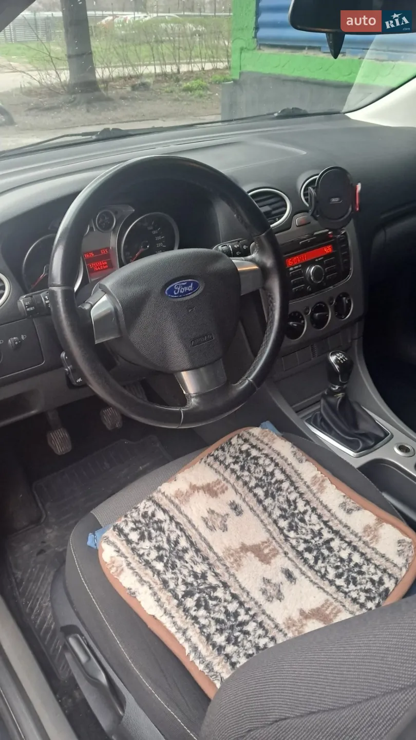2011 Ford Focus - мініатюра 9