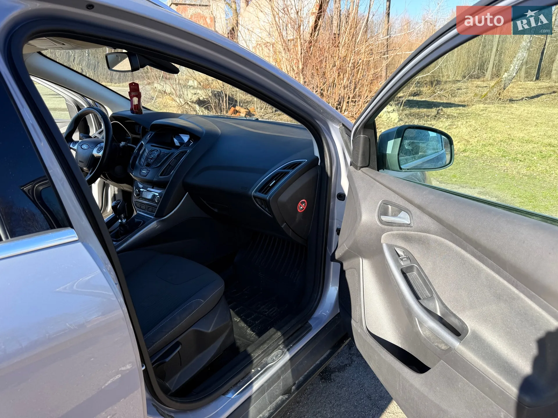 2011 Ford Focus - мініатюра 17