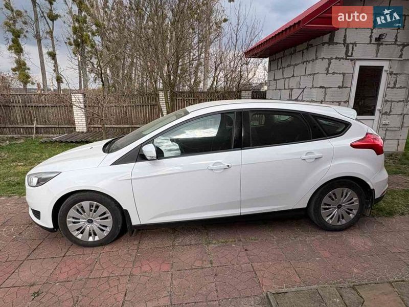 Хэтчбек Ford Focus 2017 в Славуте
