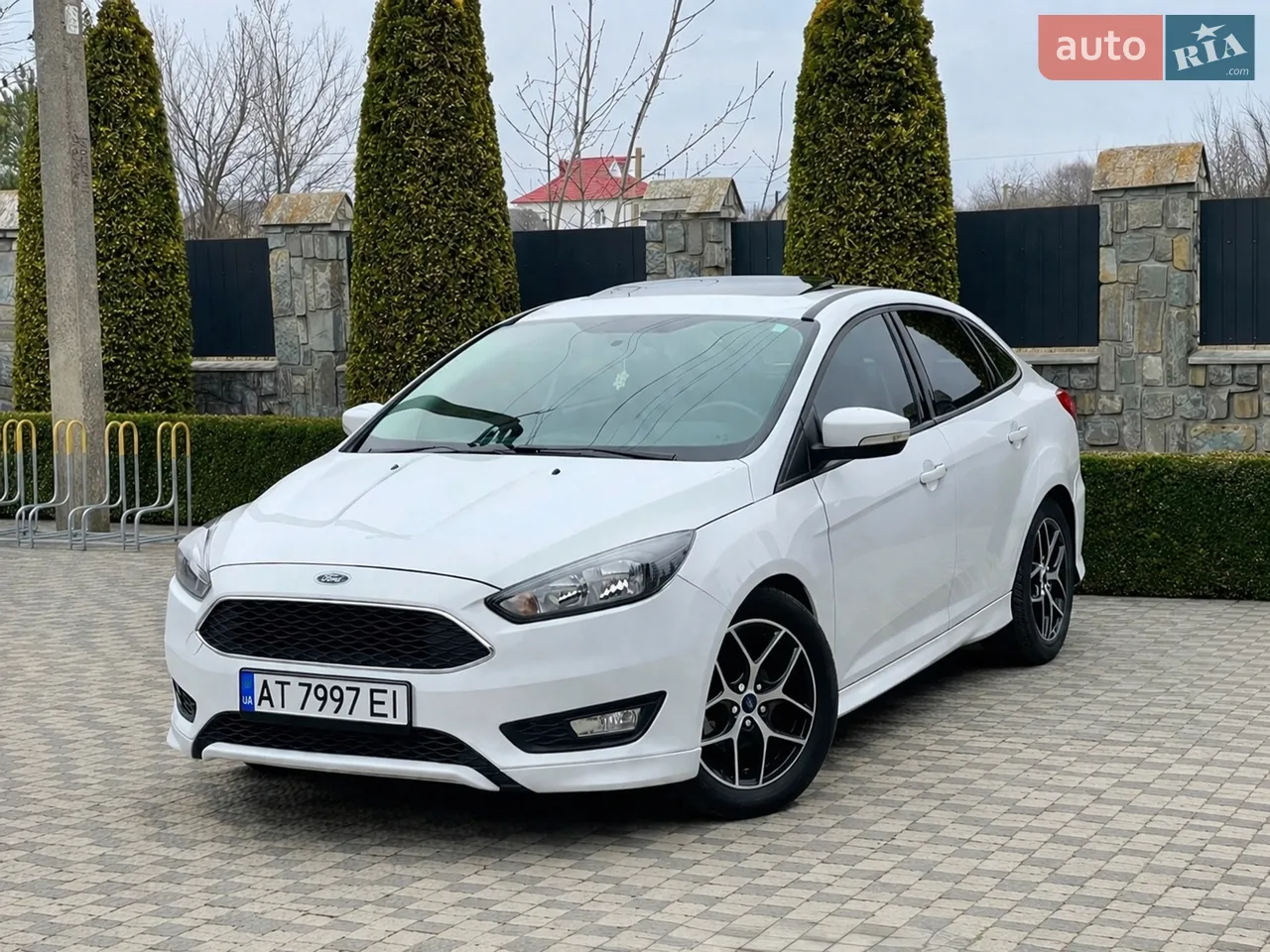2015 Ford Focus - мініатюра 15