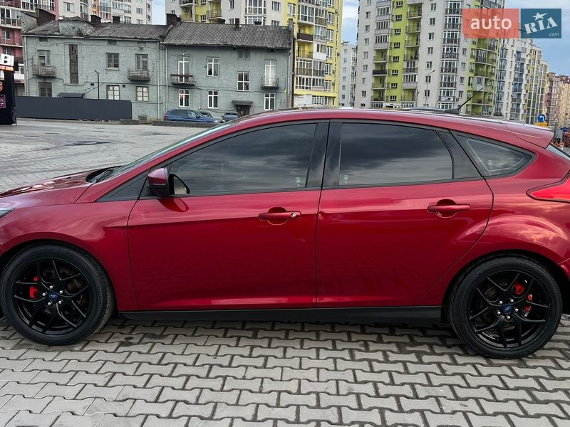 Хетчбек Ford Focus 2015 в Львові