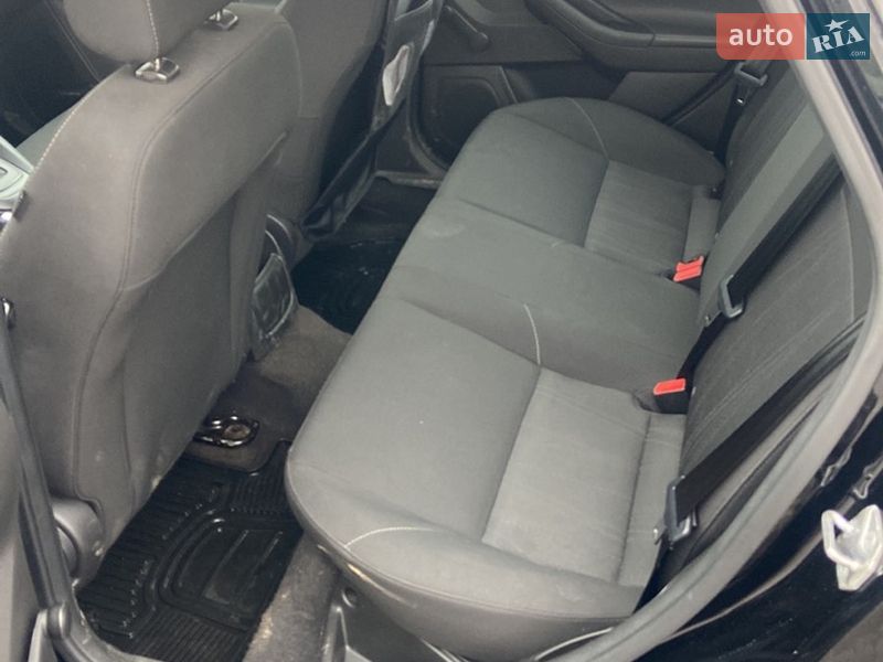 Седан Ford Focus 2015 в Ивано-Франковске