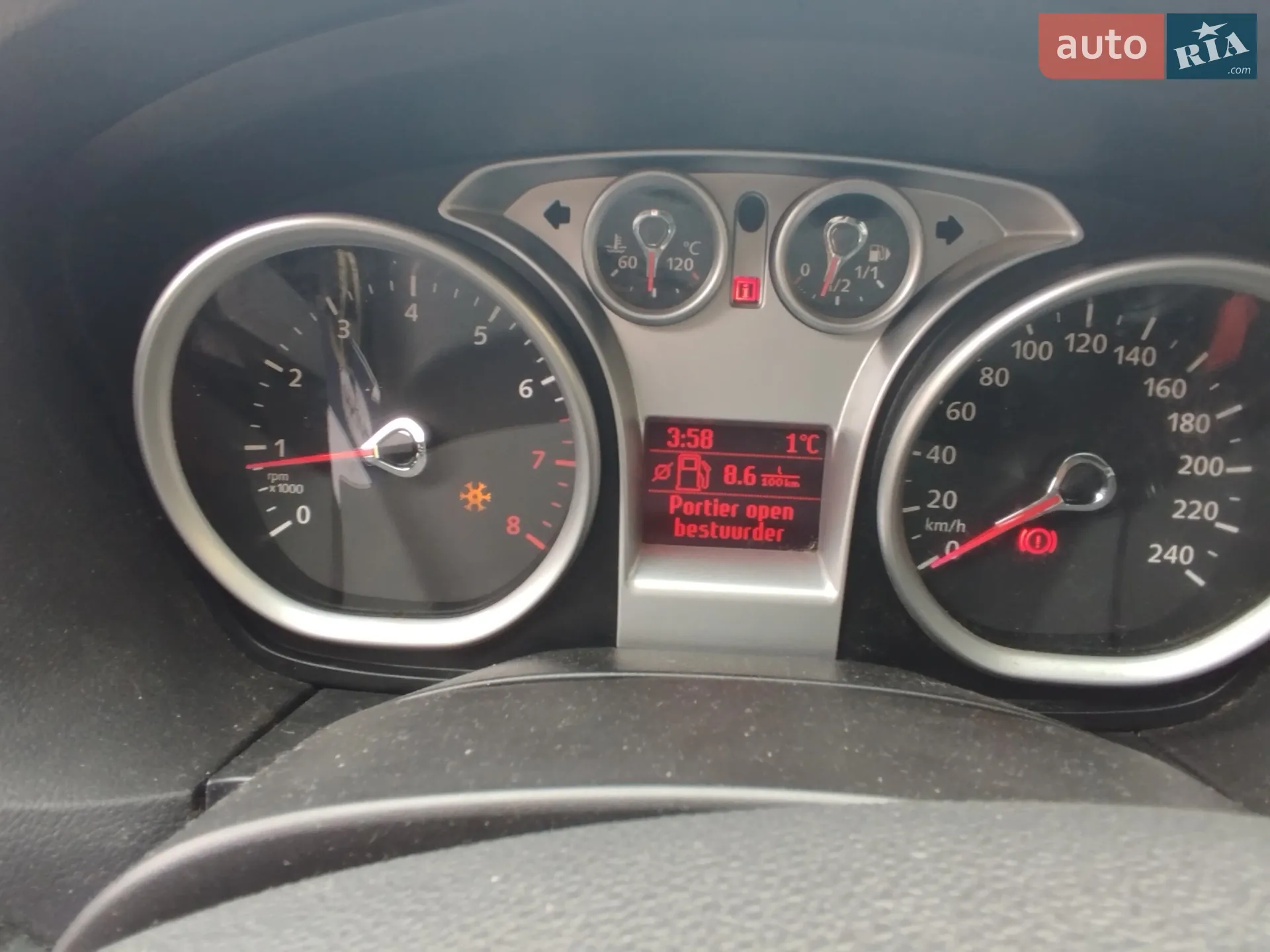 2010 Ford Focus - мініатюра 19