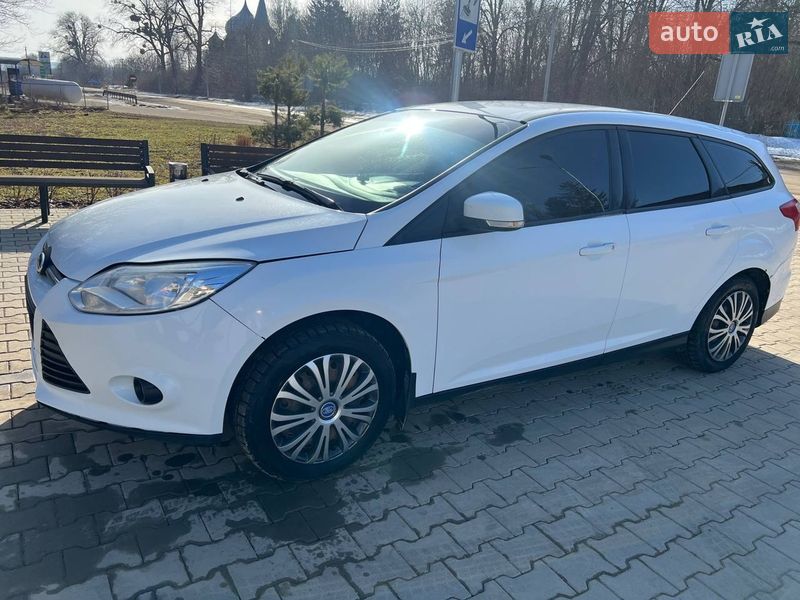 Универсал Ford Focus 2013 в Виньковцах