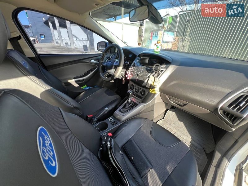 Универсал Ford Focus 2013 в Виньковцах
