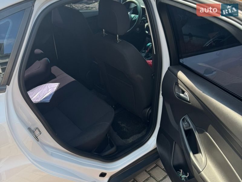 Седан Ford Focus 2018 в Знам'янці