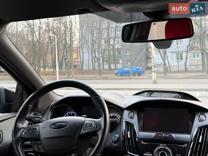 Хетчбек Ford Focus 2013 в Дніпрі