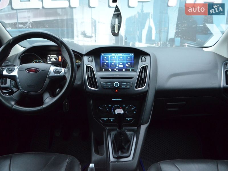 Хэтчбек Ford Focus 2014 в Киеве