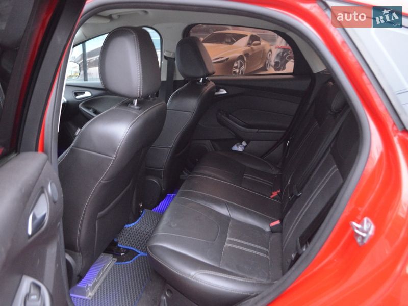 Хэтчбек Ford Focus 2014 в Киеве