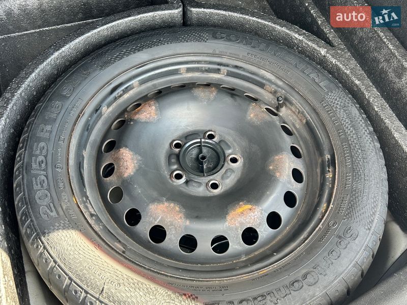 Хэтчбек Ford Focus 2010 в Сумах