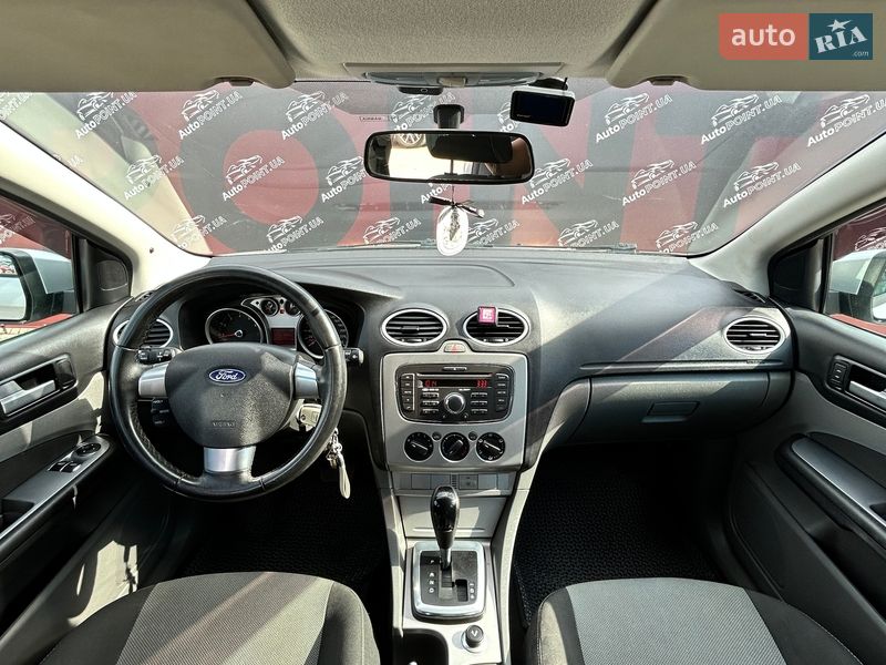 Хэтчбек Ford Focus 2010 в Сумах