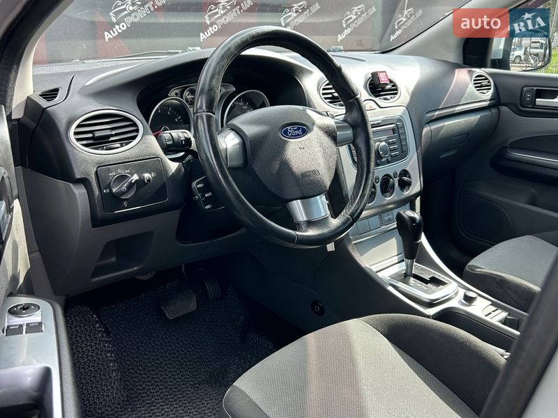 Хэтчбек Ford Focus 2010 в Сумах