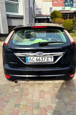 Хэтчбек Ford Focus 2008 в Луцке