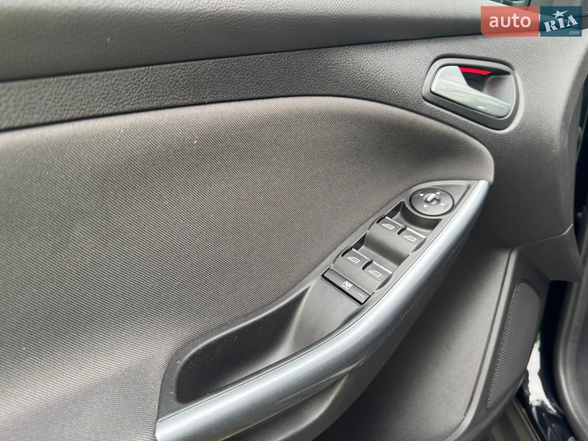 2013 Ford Focus - мініатюра 32