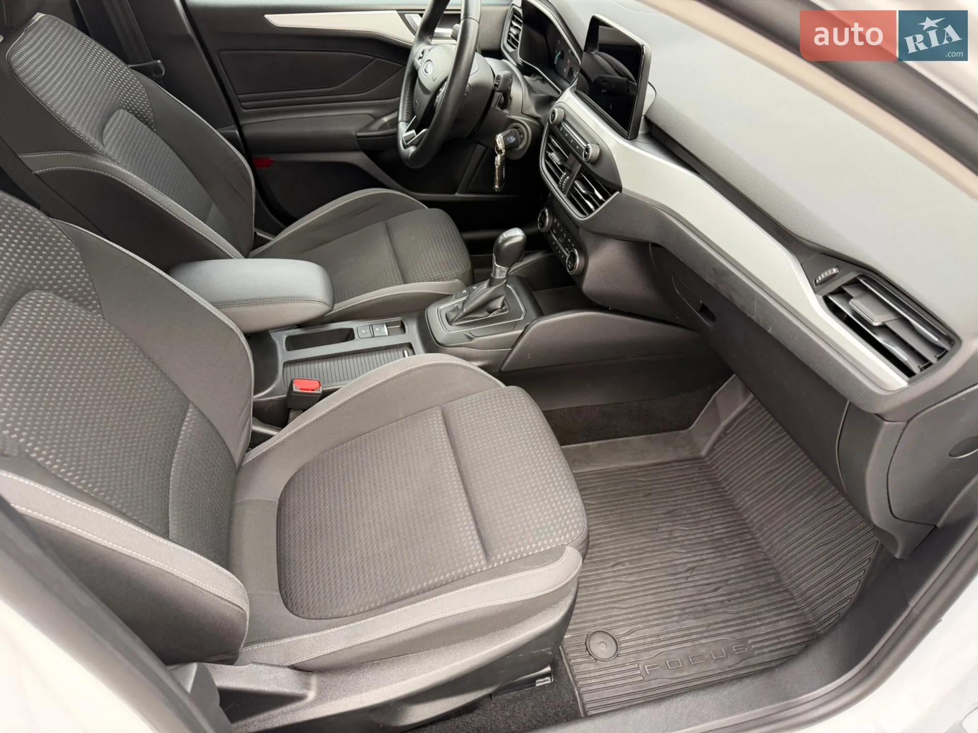 2019 Ford Focus - мініатюра 16
