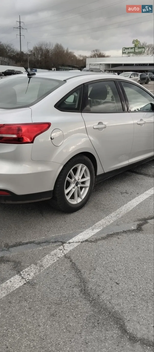 2017 Ford Focus - мініатюра 10