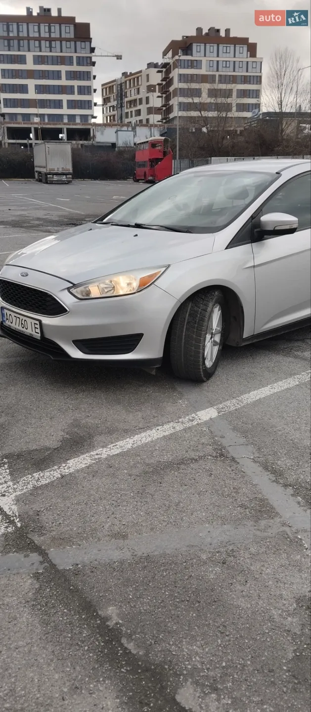 2017 Ford Focus - мініатюра 16