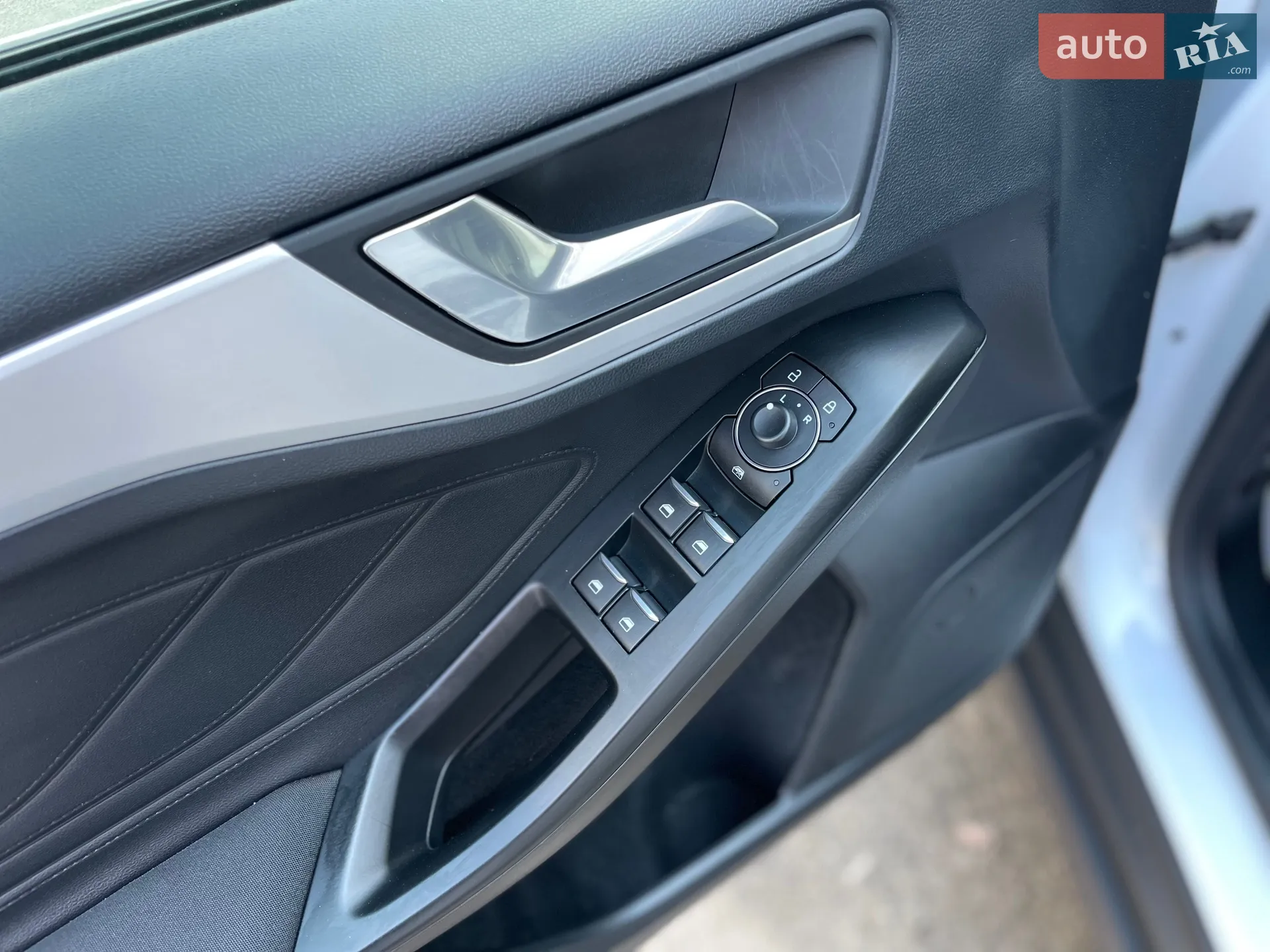 2021 Ford Focus - мініатюра 11