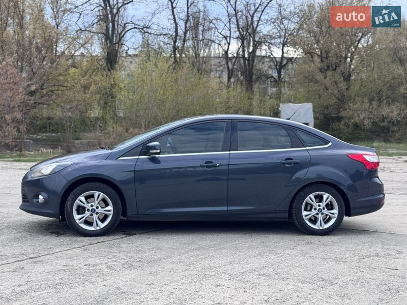 Седан Ford Focus 2013 в Чернігові