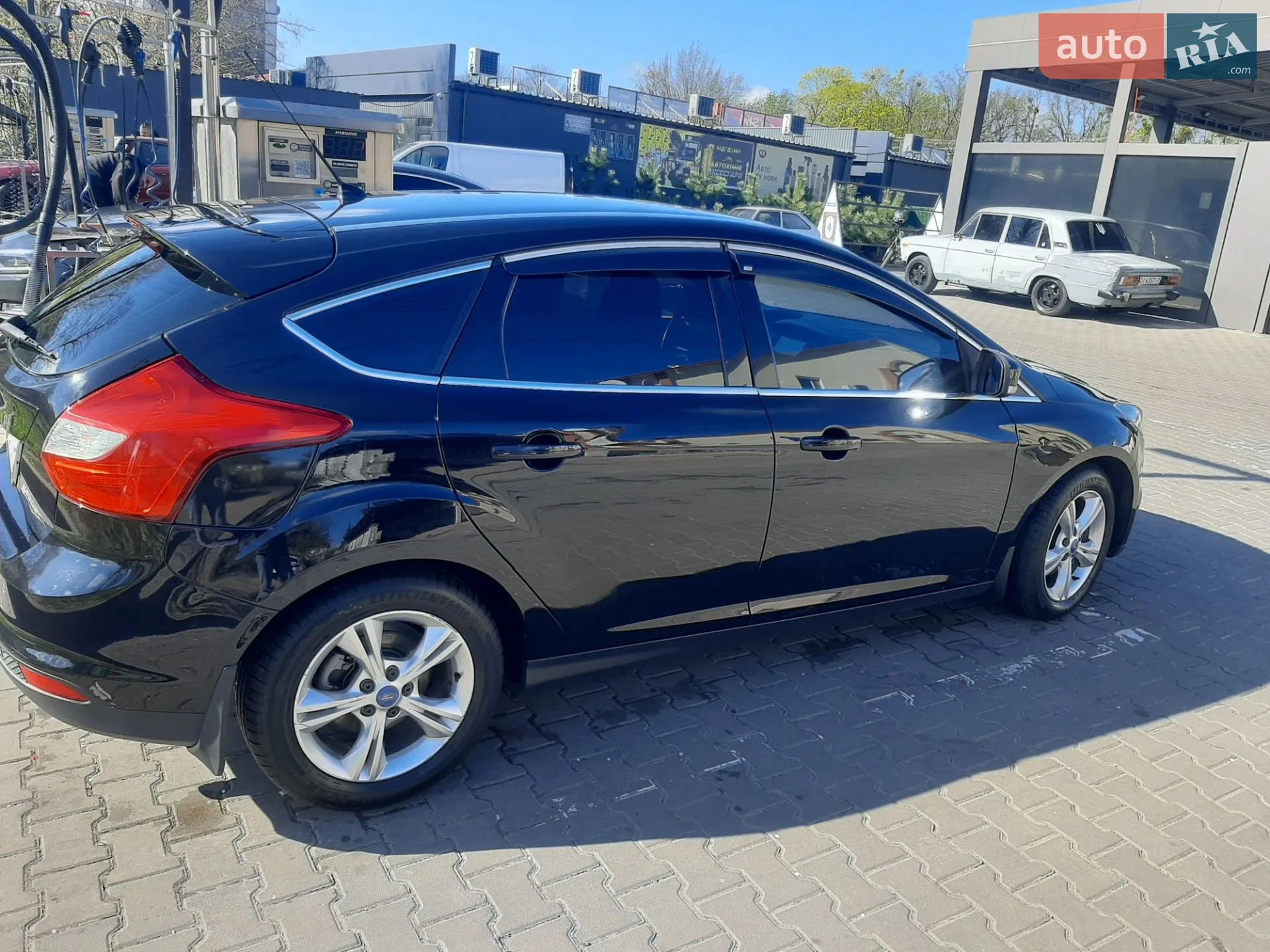 2012 Ford Focus - мініатюра 18