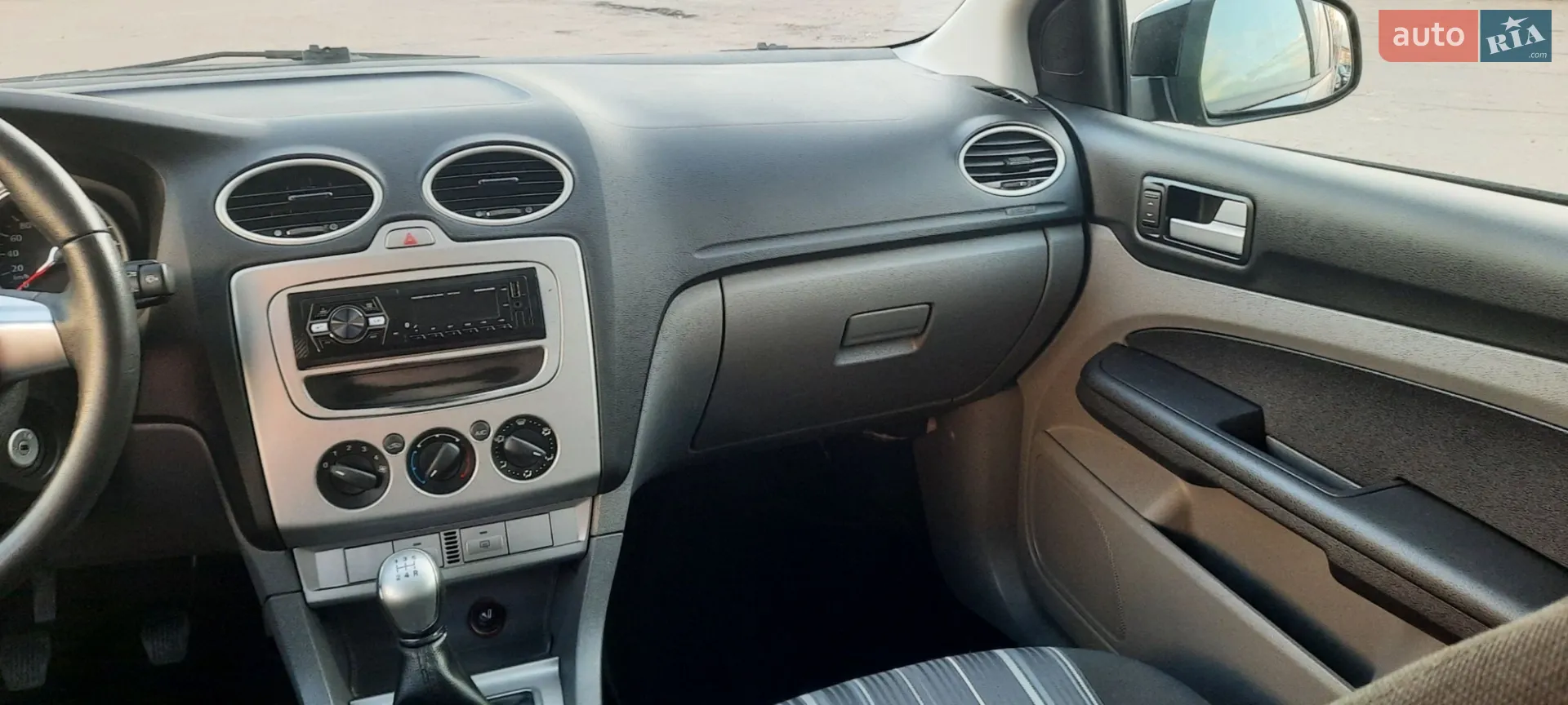2010 Ford Focus - мініатюра 48