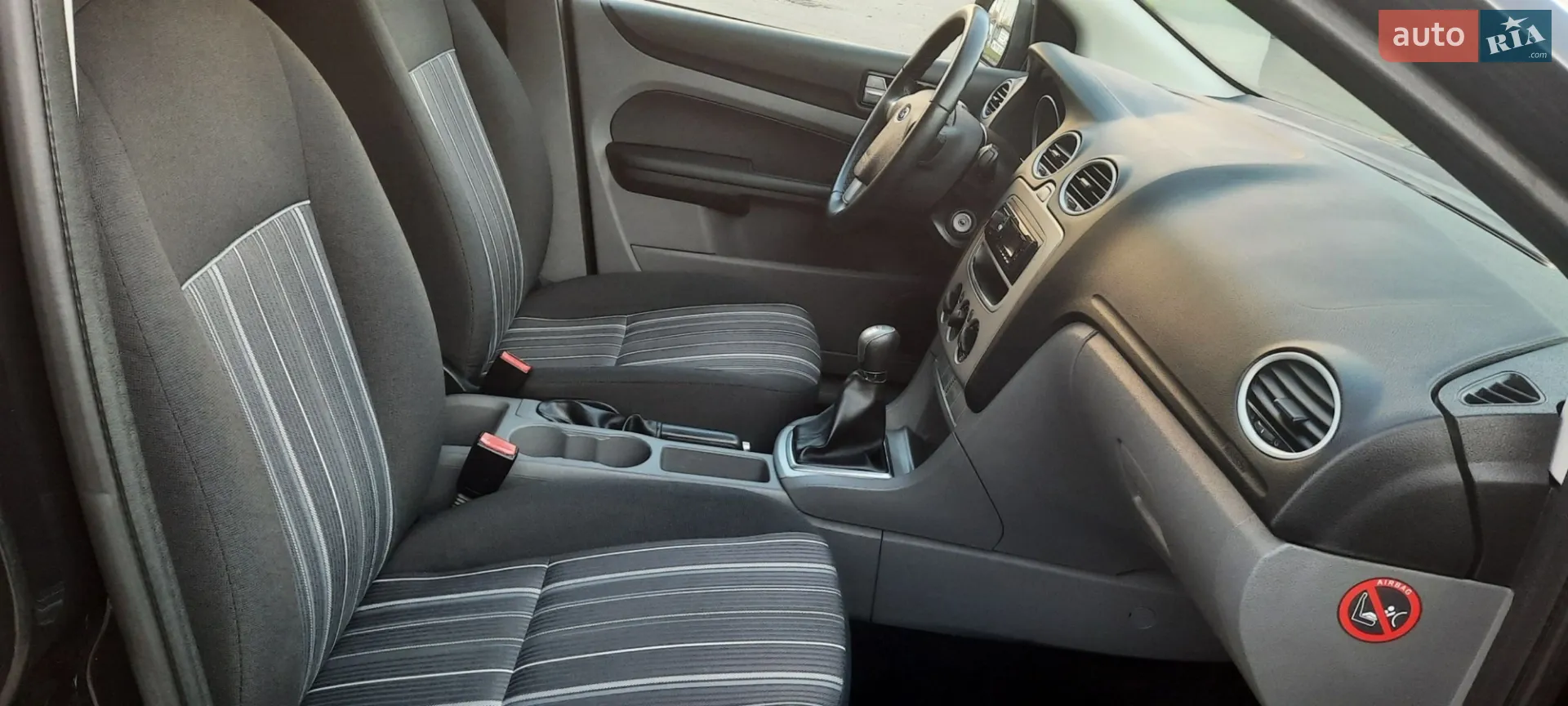 2010 Ford Focus - мініатюра 73