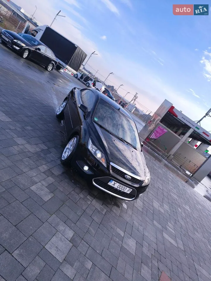 2010 Ford Focus - мініатюра 20