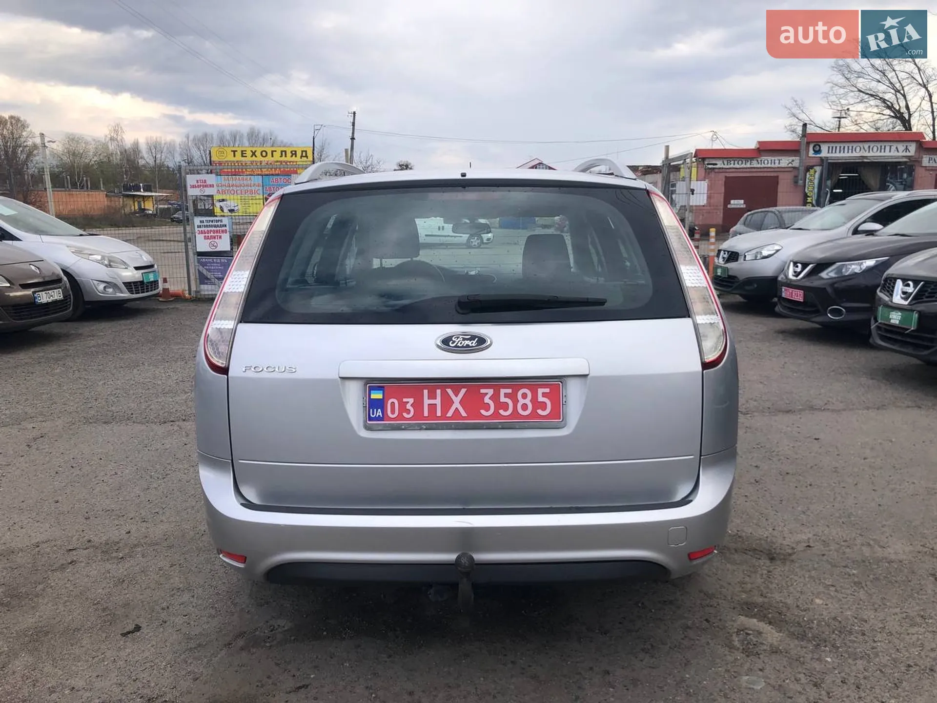 2010 Ford Focus - мініатюра 10