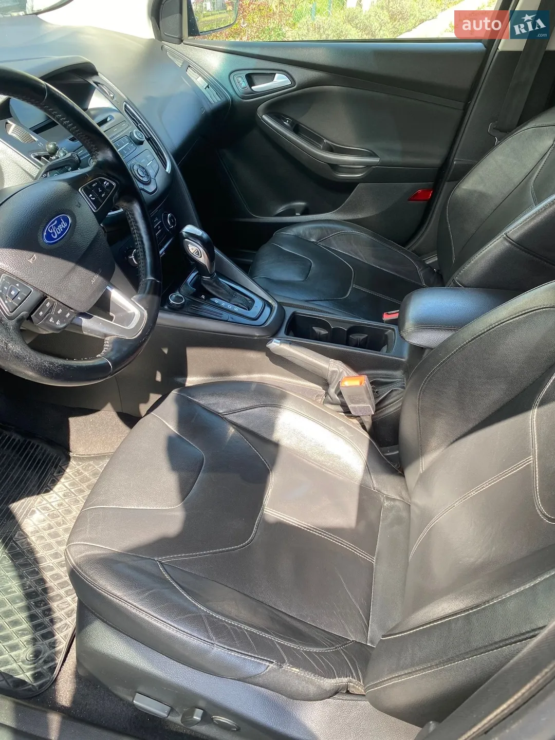 2016 Ford Focus - мініатюра 15
