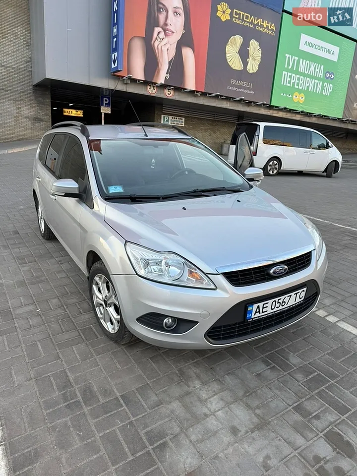 2010 Ford Focus - мініатюра 15