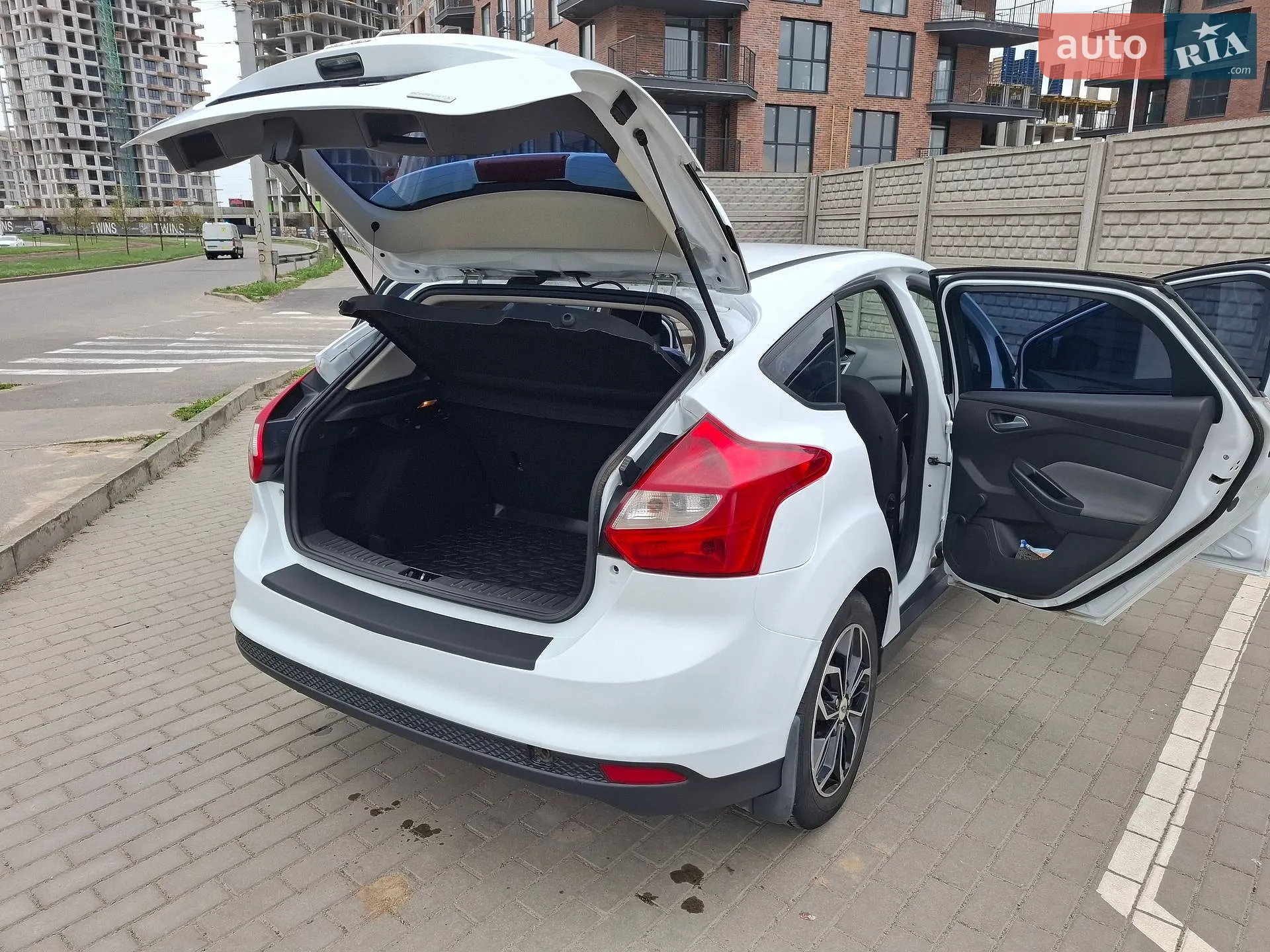 2013 Ford Focus - мініатюра 12
