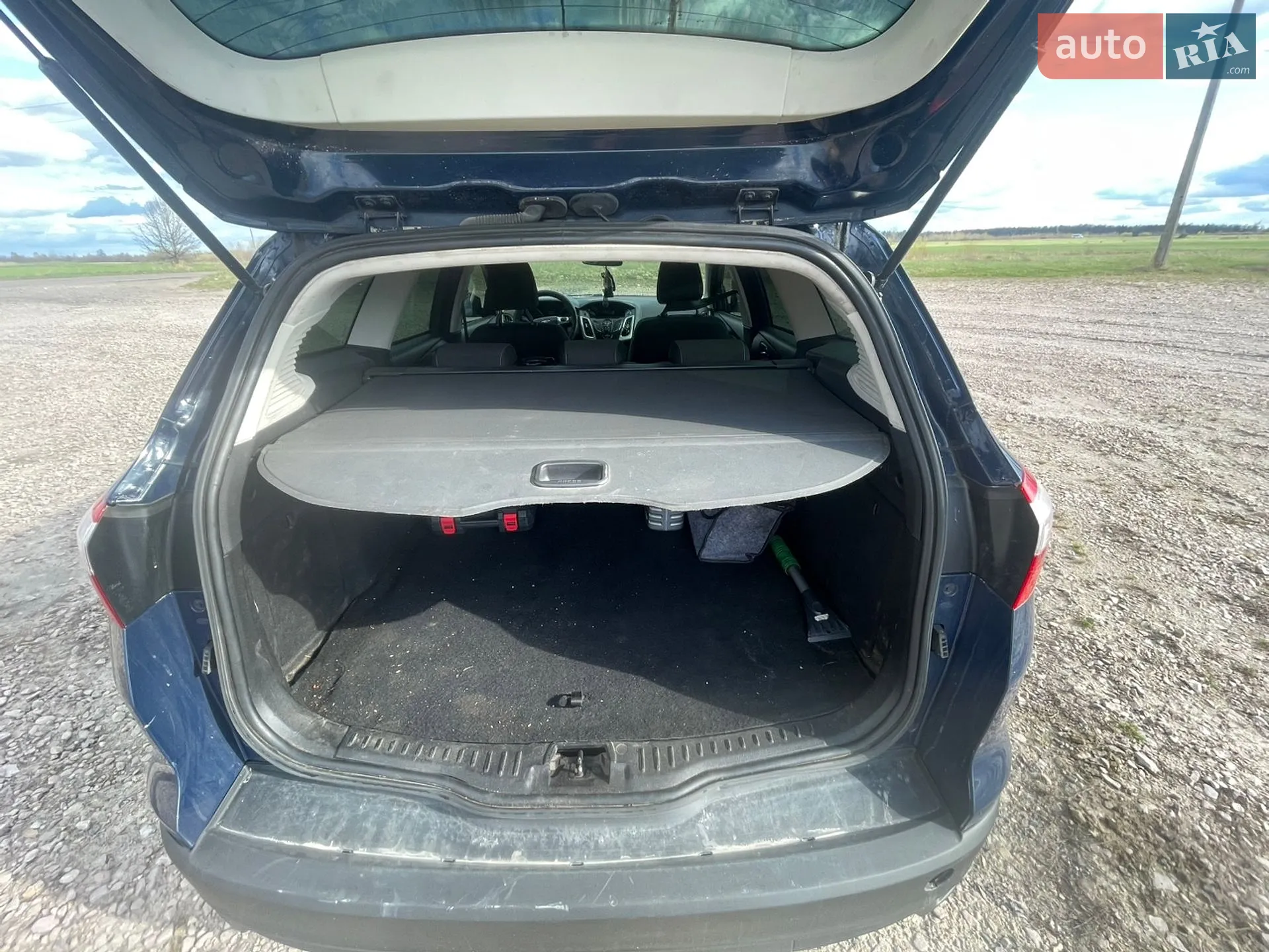Ford Focus 2012 VIN WF0LXXGCBLCG65049 фото оголошення 15 з 16