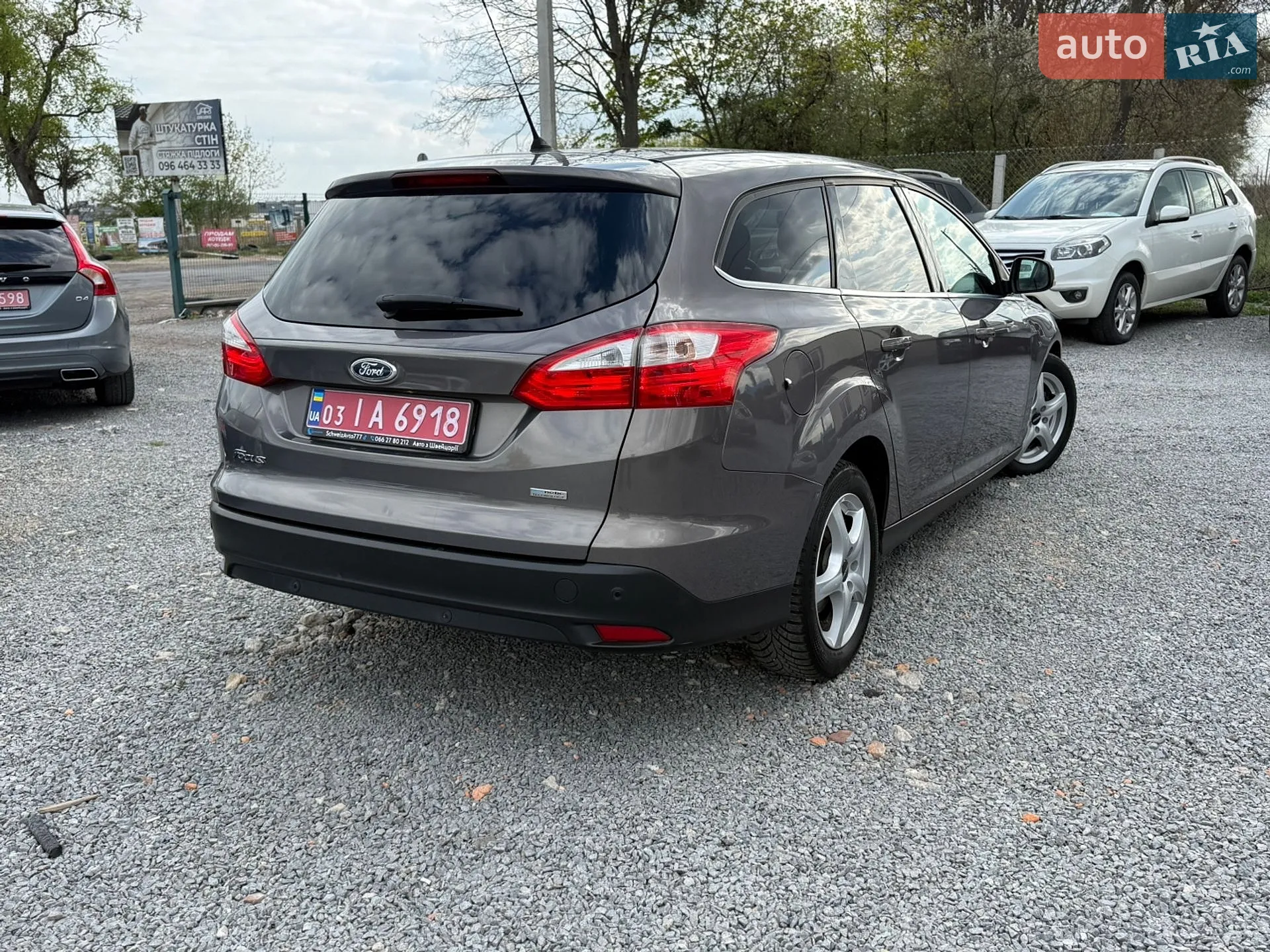 2012 Ford Focus - мініатюра 12