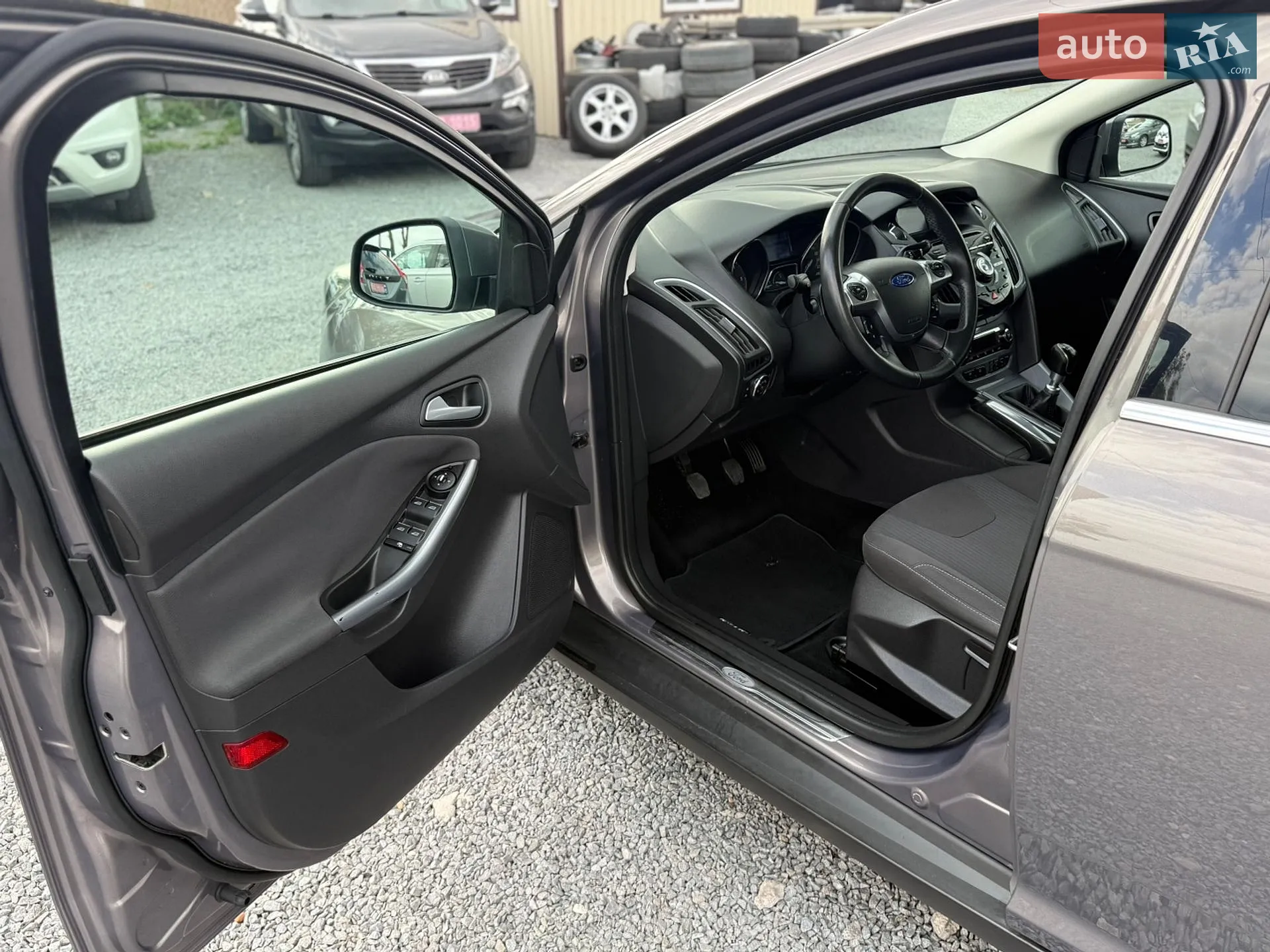 2012 Ford Focus - мініатюра 17