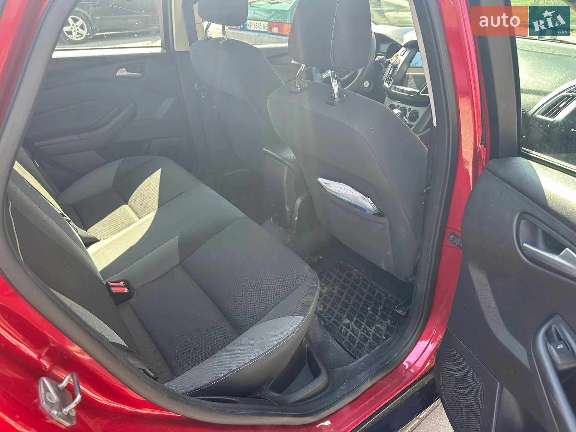 2011 Ford Focus - мініатюра 17