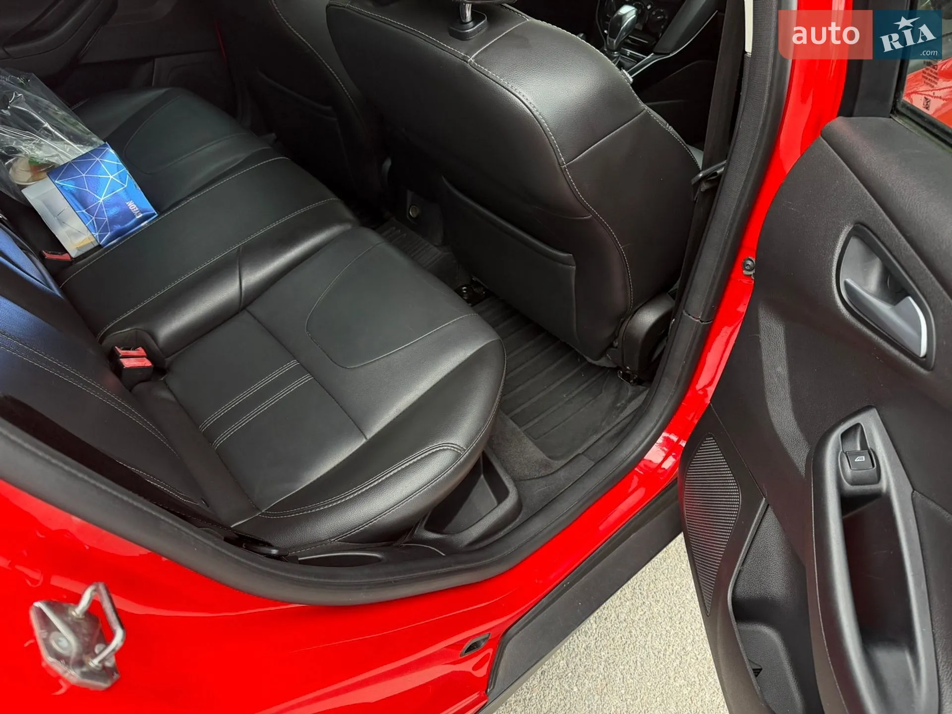 2013 Ford Focus - мініатюра 17