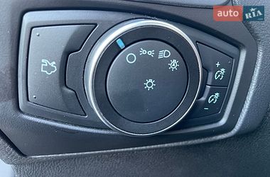 Седан Ford Focus 2017 в Ужгороде